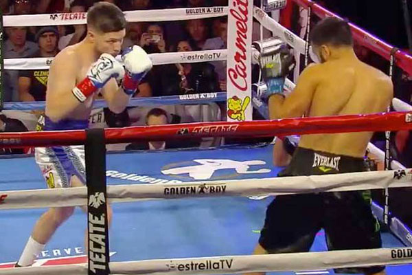 Julian Ramirez Dominates Chris Martin