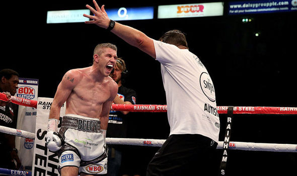 Canelo Alvarez fights Liam Smith