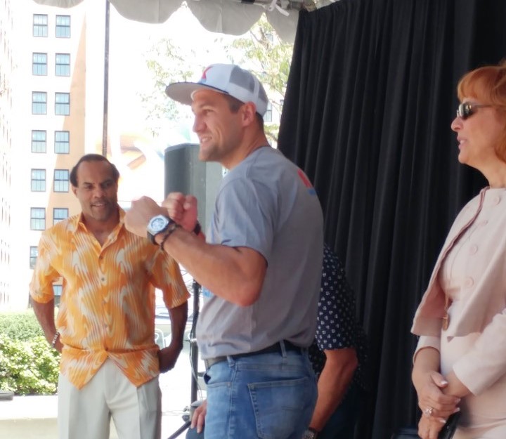 World Champ Sergey Kovalev