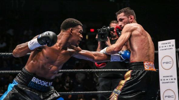 Daniel Jacobs Pulverizes Sergio Mora