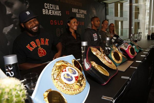 Braekhus vs Mathis Oct 1st