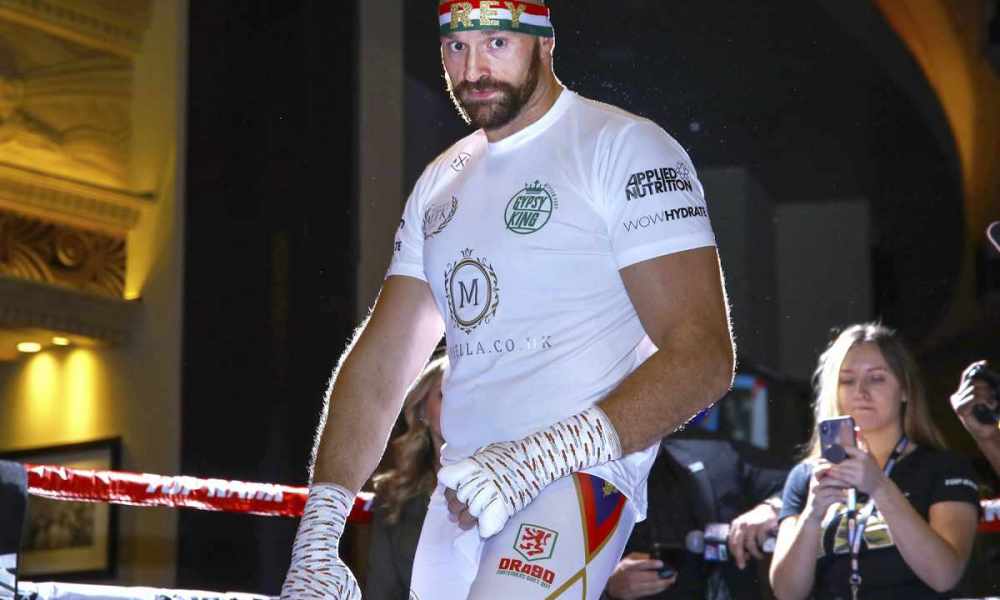 Fury-vs-Wilder-Echoed-Holmes-Shavers-Now-the-Gypsy-King-Has-an-Easier-Assignment
