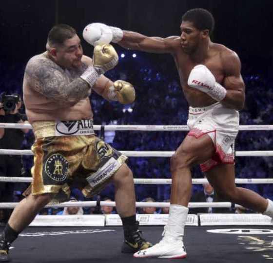 News Flash-Joshua-Flummoxes-Ruiz-in-a-Monotonous-Fight