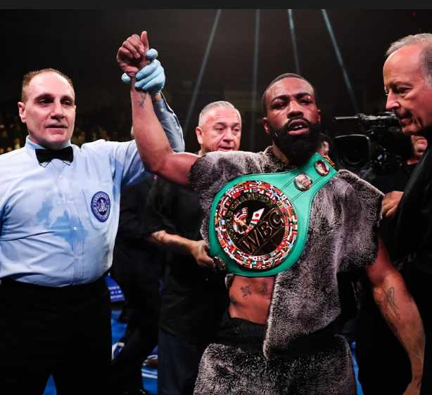 Hits-and-Misses-from-Another-Weekend-on-the-Boxing-Beat