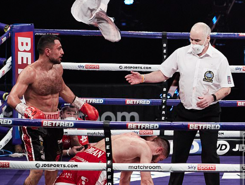Surging-Avanesyan-TKOs-ex-Olympian-Kelly