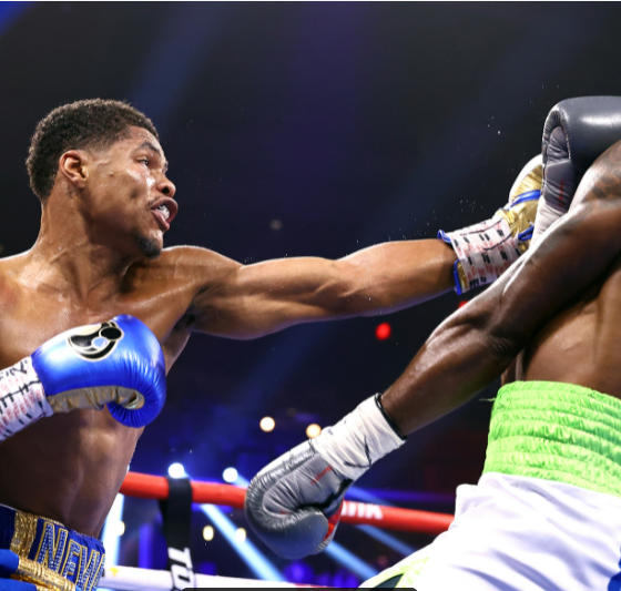 Fast-Results-from-Las-Vegas-Shakur-Wins-a-Snoozer-Pedraza-Stops-Rodriguez
