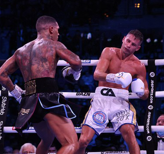 Conor-Benn-Blasts-Out-Chris-Algieri-in-Liverpool