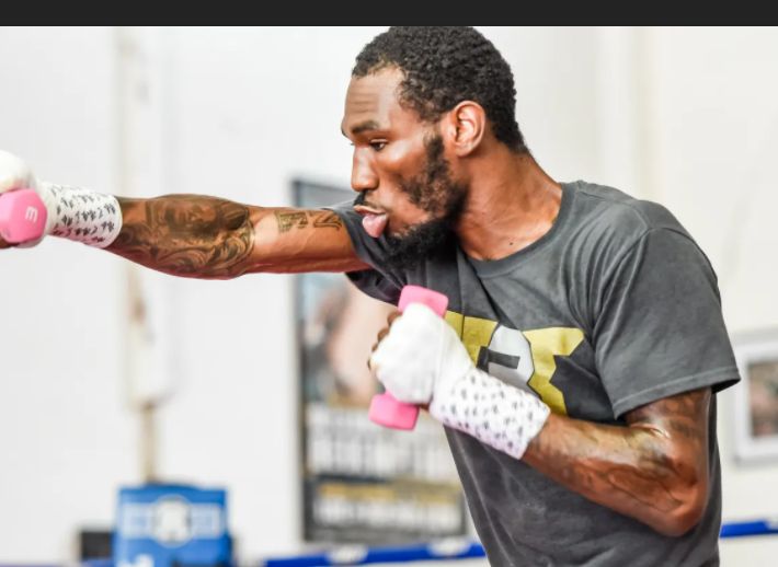 Ex-Champ-Robert-Easter-Recovering-After-Suffering-Gunshot-Wounds-in-Cincinnati
