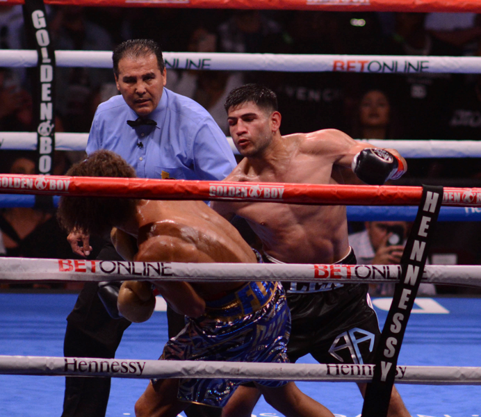 Alexis-Rocha-KOs-Blair-Cobbs-in-the-Main-Event-at-SoCal's-Galen-Center