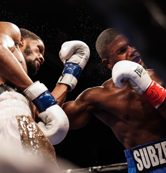 Ardreal-Holmes-Wins-in-Deadwood-and-Marquez-Does-Too