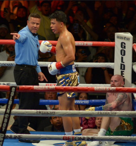 Mexico's-Munguia-KOs-Britain's-Kelly-Yokasta-Valle-Wins-Too