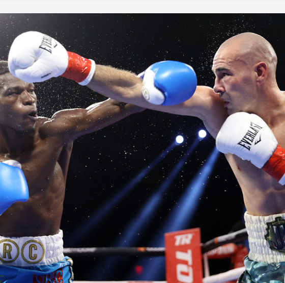 Jose-Pedraza-and-Richard-Commey-Fight-to-a-Draw-at-the-Hard-Rock-in-Tulsa