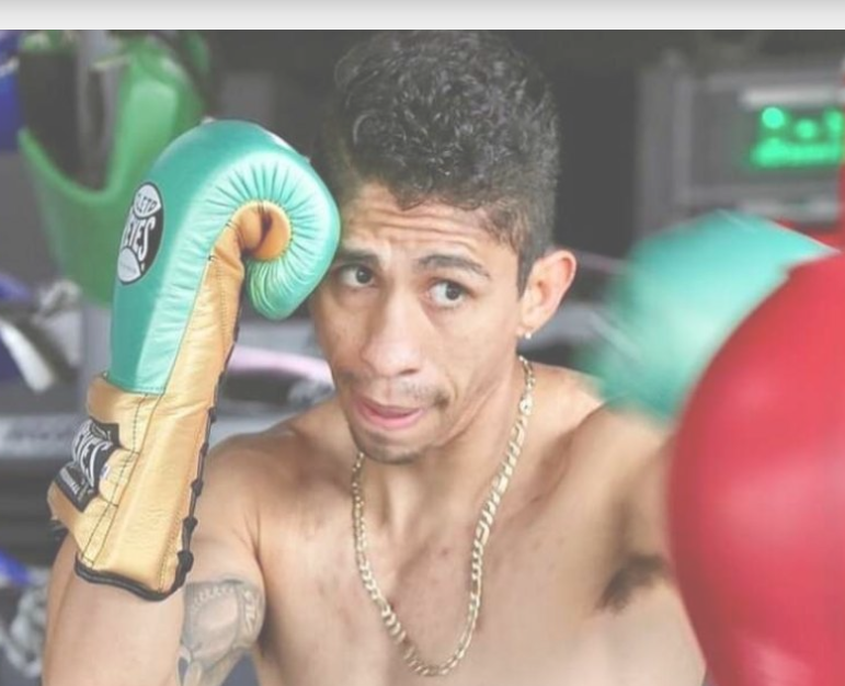 Rey-Vargas-Ascends-and-Begins-his-Search-of-a-Third-World-Championship
