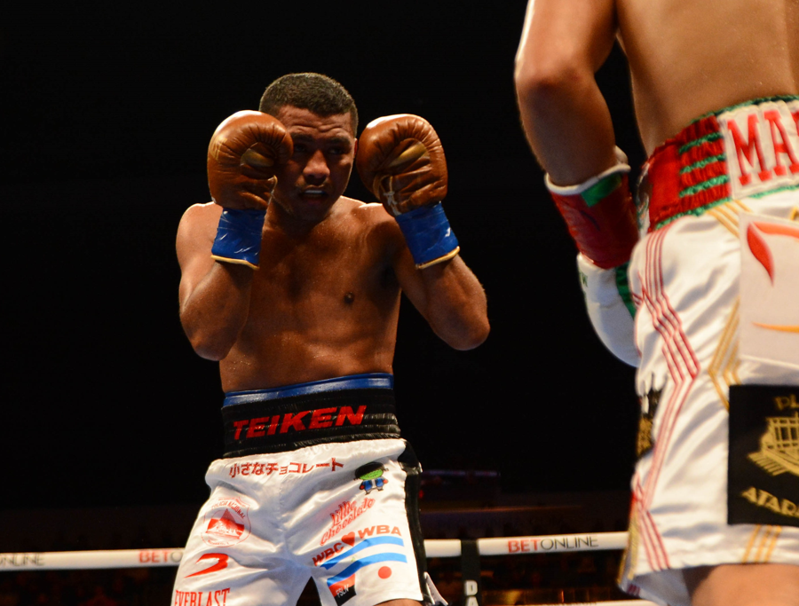 Avila-pERSPECTIVE-cHAP-214-'Chocolatito'-vs-'El-Gallo'-plus-More