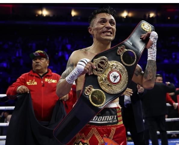 What's-Next-for-Mauricio-Lara-A-Rematch-with-Wood-or-a-Trilogy-with-Warrington?