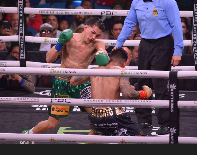 Figueroa-Outpoints-Magsayo-in-a-Battle-of-Former-Champions-in-Ontario