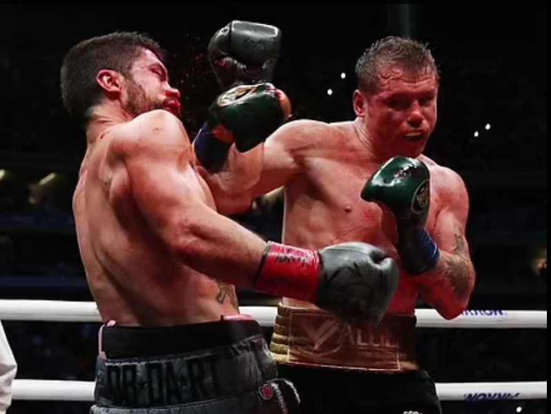 Canelo-Alvarez-Dominates-but-Goes-the-Distance-with-Stubborn-John-Ryder