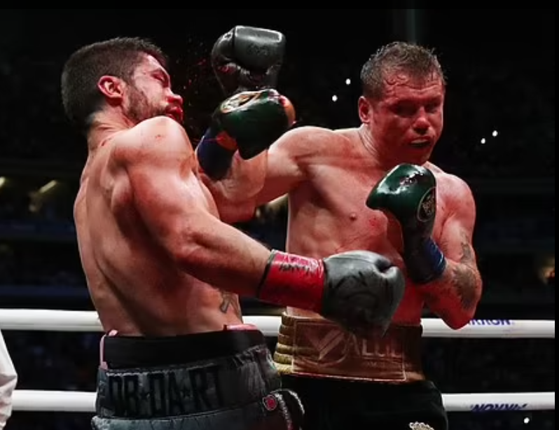 Canelo-Alvarez-Dominates-but-Goes-the-Distance-with-Stubborn-John-Ryder