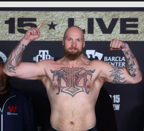 From-St.-Olaf's-Castle-to-the-O2-in-London-The-Frenetic-Odyssey-of-Robert-Helenius