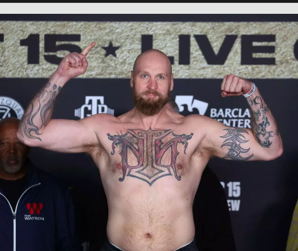 From-St.-Olaf's-Castle-to-the-O2-in-London-The-Frenetic-Odyssey-of-Robert-Helenius