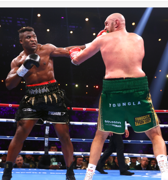 Tyson-Fury-Gets-Off-the-Deck-to-Narrowly-Defeat-Francis Ngannou