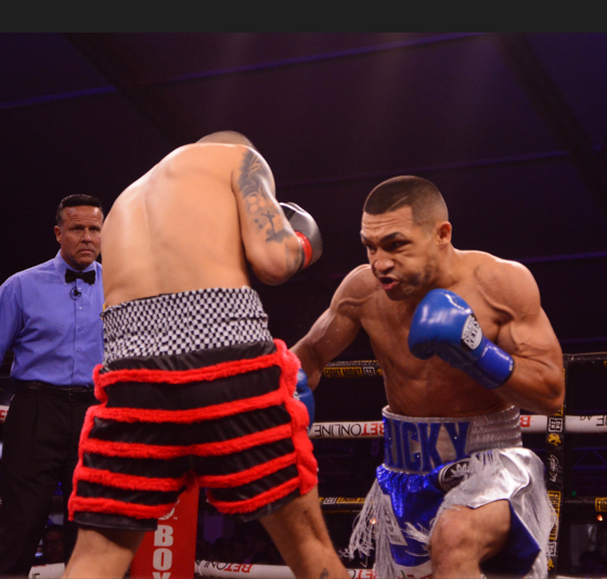 Jesus-Perez-Upsets-Jojo-Diaz-Wins-an-Unpopular-Decision