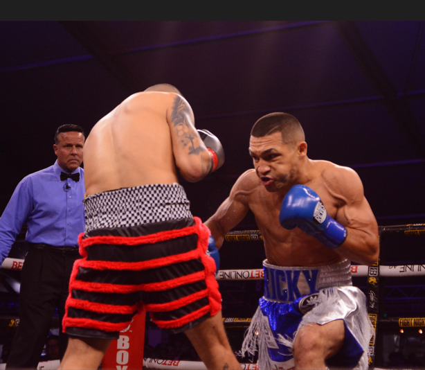 Jesus-Perez-Upsets-Jojo-Diaz-Wins-an-Unpopular-Decision