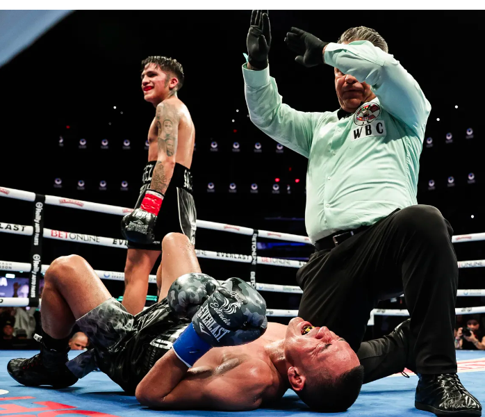 Jesse-Rodriguez-KOs-Juan-Francisco-Estrada-Before-a-Roaring-Crowd-in-Phoenix