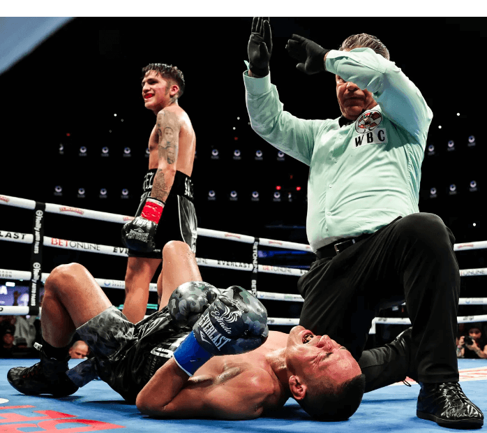 Jesse-Rodriguez-KOs-Juan-Francisco-Estrada-Before-a-Roaring-Crowd-in-Phoenix