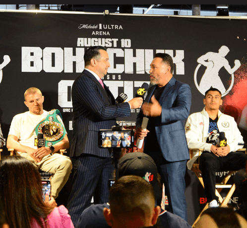 Middleweight-Title-Fight-Cancelled-Super-Wekterweight-Sizzler-Announced-by-Golden-Boy