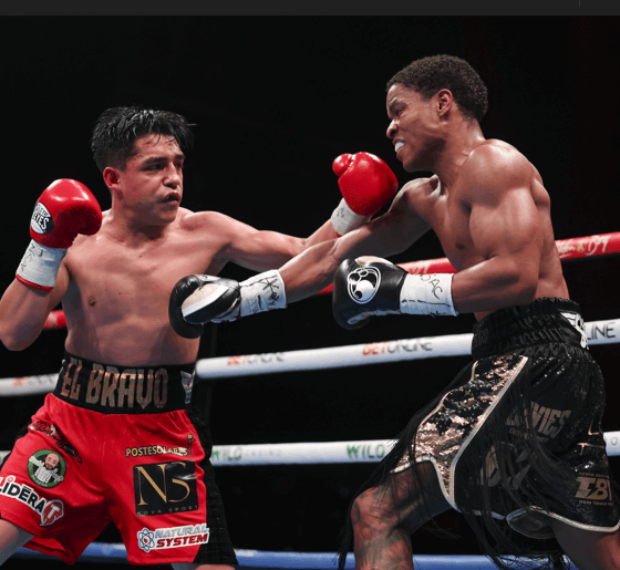 Floyd-Schofield-Wins-a-Banger-and Gabriella-Fundora-Wins-by-KO