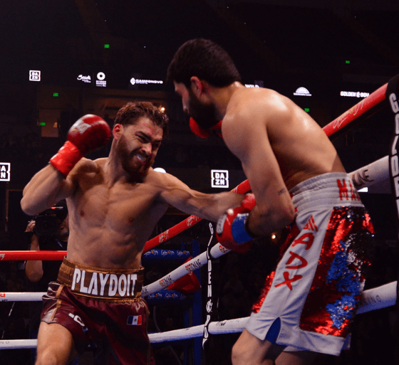 Oscar-Duarte-KOs-Miguel-Madueno-in-a-Battle-of-Mexicans-at-Anaheim