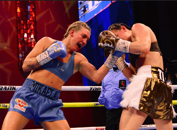 Ringside-at-the-Fontainebleau-where-Mikaela-Mayer-won-her-Rematch-with-Sandy-Ryan