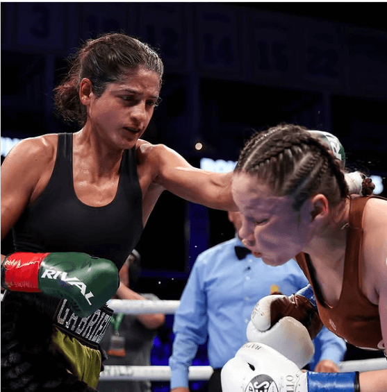 Gabriela-Fundora-KOs-Marilyn-Badillo-and-Perez-Upsets-Conwell-in-Oceanside